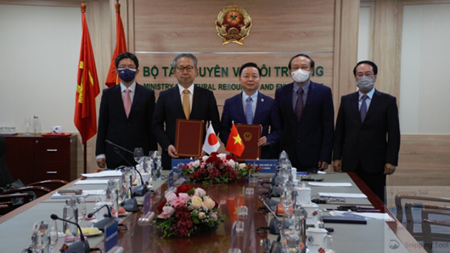 Vietnam, Japan sign MoU on low-carbon growth